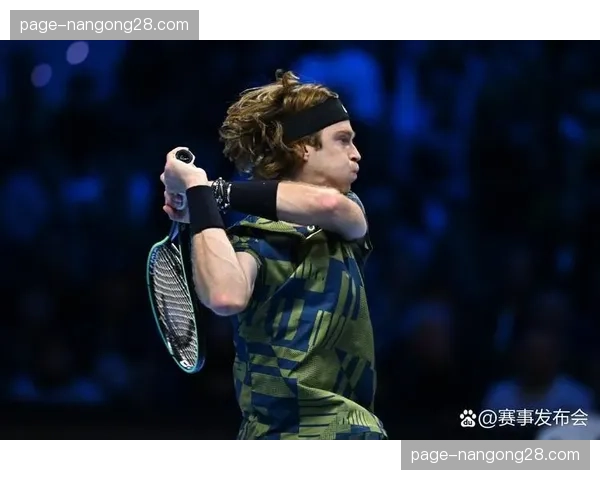 莱切0-2不敌都灵，遭遇联赛四连败，保级警报拉响